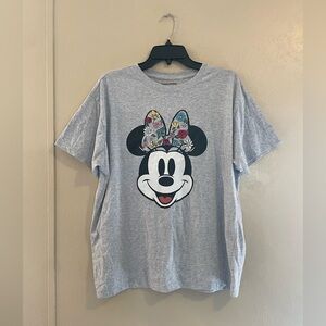 Freeze Gray Minnie Mouse Floral Bow Short Sleeve Tee